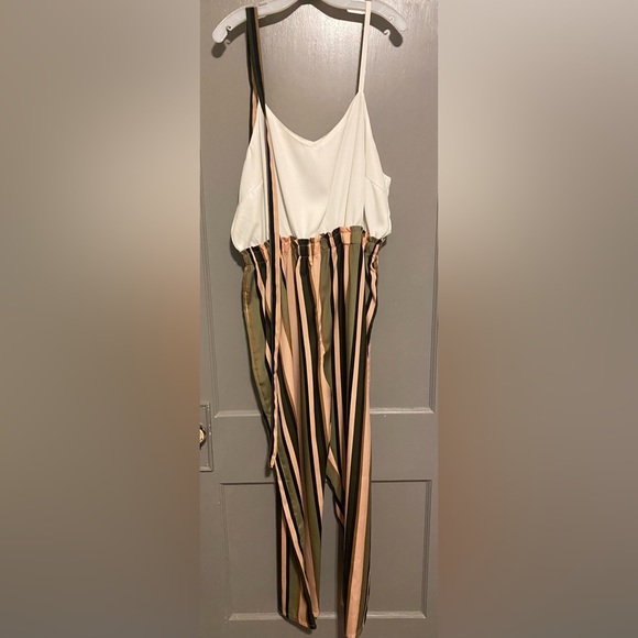 Pants - Romper with belt